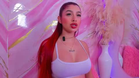 Snapshot of scarleett_jones chatting on February 26, 2026, 10:20 pm scarleett jones online show from February 26, 2026, 10:20 pm