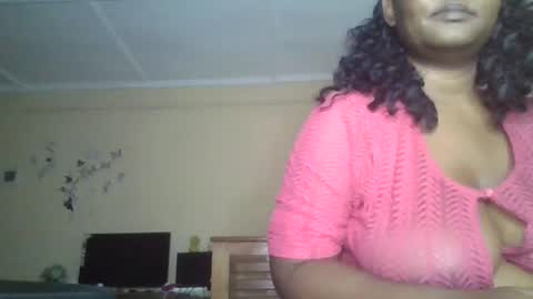 scarlet_25142359 online show from October 4, 2025, 12:19 am