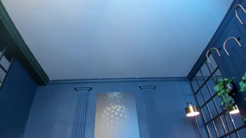 Scarlet Edwars online show from February 13, 2026, 8:05 pm