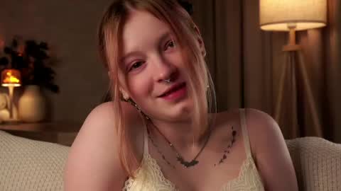 Snapshot of scarlet_fever10 chatting on June 7, 2026, 1:26 pm scarlet_fever10 online show from June 7, 2026, 1:26 pm
