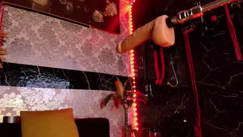 Scarlet online show from October 4, 2025, 11:14 pm