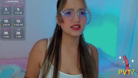 Snapshot of scarlet_rose__ chatting on September 11, 2025, 4:12 am Scarlet online show from September 11, 2025, 4:12 am