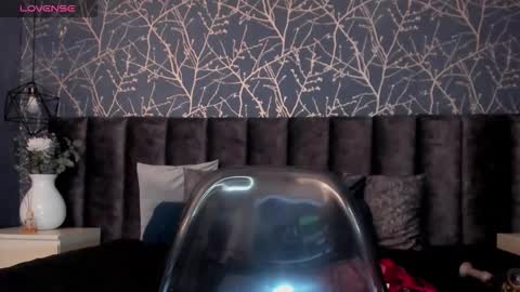 SCARLET online show from February 14, 2026, 6:32 am