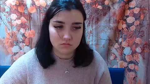 Snapshot of scarletcargo chatting on November 4, 2025, 6:01 am ScarletCargo online show from November 4, 2025, 6:01 am