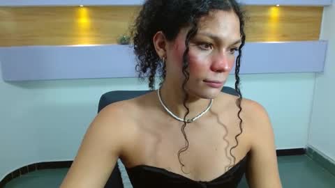 Snapshot of scarletdream4 chatting on March 4, 2025, 8:05 pm Scarlet Dream online show from March 4, 2025, 8:05 pm