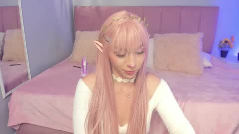Scarlet  online show from June 2, 2026, 8:49 am