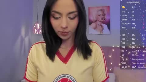 Snapshot of scarletgv chatting on June 23, 2026, 7:17 am Scarlet online show from June 23, 2026, 7:17 am