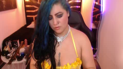 Scarleth online show from May 22, 2026, 3:46 am