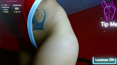 Snapshot of scarleth_dankworth chatting on February 26, 2025, 1:00 am Scarleth online show from February 26, 2025, 1:00 am