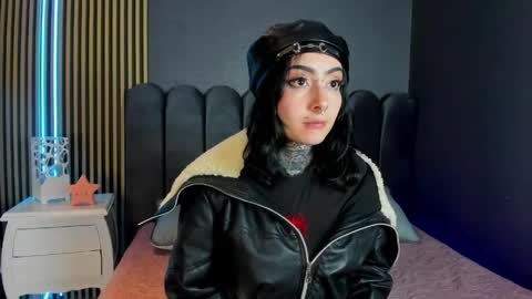 Snapshot of scarleth_fg_ chatting on April 22, 2026, 11:06 pm Scarleth online show from April 22, 2026, 11:06 pm