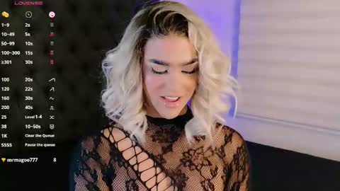 scarleth_sweety online show from June 20, 2026, 2:14 am