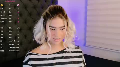 scarleth_sweety online show from June 23, 2026, 3:04 am