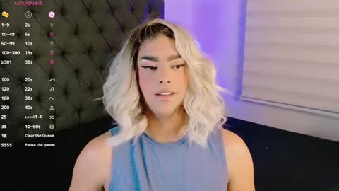 scarleth_sweety online show from June 24, 2026, 1:26 am