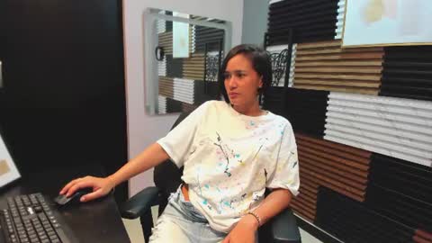 scarlethfoxx_ online show from July 26, 2026, 7:54 pm