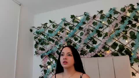 scarlet  online show from November 23, 2025, 12:05 pm