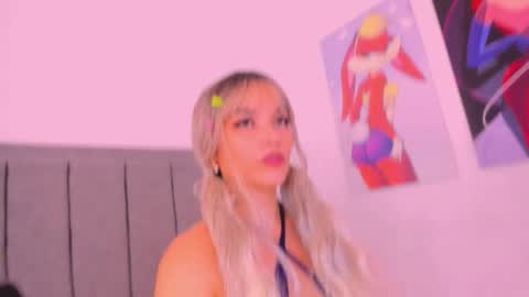 Snapshot of scarletliz chatting on October 29, 2025, 3:58 pm Scarletliz online show from October 29, 2025, 3:58 pm