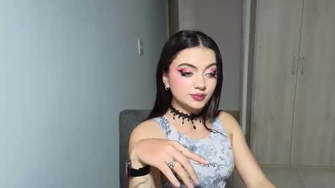 Scarlet online show from March 1, 2026, 10:45 pm