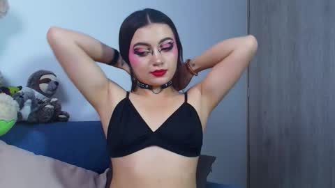 Scarlet online show from March 31, 2026, 3:12 pm