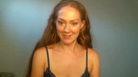 Scarlet Satine online show from January 20, 2025, 8:19 am