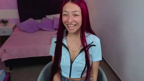 Snapshot of scarlett__bell chatting on July 16, 2026, 2:12 pm Scarlett online show from July 16, 2026, 2:12 pm