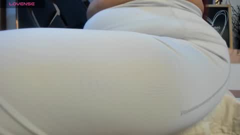 Scarlett Anaiz online show from February 15, 2026, 1:35 am