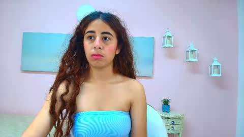 Snapshot of scarlett_clyde chatting on June 13, 2026, 12:14 pm Scarlett online show from June 13, 2026, 12:14 pm