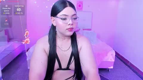 Scarlett  online show from March 26, 2026, 11:27 am