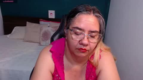 Snapshot of scarlett_duboi1 chatting on February 22, 2025, 5:12 am Scarlett online show from February 22, 2025, 5:12 am