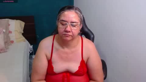 Scarlett  online show from June 4, 2026, 1:22 am