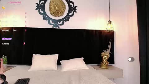 Snapshot of scarlett_hill__ chatting on December 1, 2025, 12:32 pm SCARLETT online show from December 1, 2025, 12:32 pm