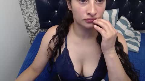scarlett_keaton online show from March 18, 2026, 6:49 am