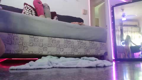 Snapshot of scarlett_more77 chatting on December 21, 2024, 1:47 am scarleett online show from December 21, 2024, 1:47 am