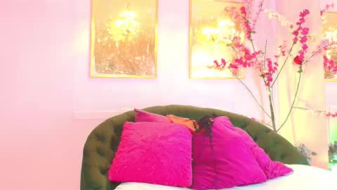 SCARLETTE online show from March 1, 2026, 7:27 pm