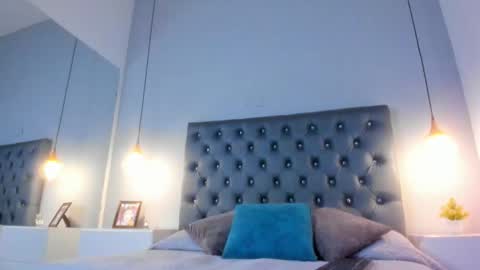 Snapshot of scarlettgonzalez_ chatting on September 23, 2025, 12:19 pm Scarlett online show from September 23, 2025, 12:19 pm