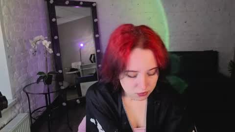 Scarlett online show from June 3, 2026, 5:21 am
