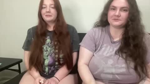 Snapshot of scarletttsinner chatting on October 4, 2025, 2:31 am scarletttsinner online show from October 4, 2025, 2:31 am