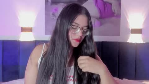 Snapshot of scarlettwhitmore chatting on November 7, 2025, 12:05 pm Scarlett Whitmore online show from November 7, 2025, 12:05 pm
