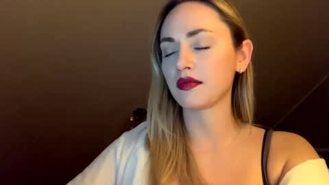 ScarlettxBlonde online show from March 24, 2026, 9:20 pm