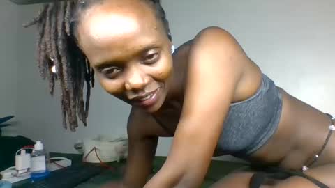 scentedfriction online show from November 27, 2025, 5:37 pm