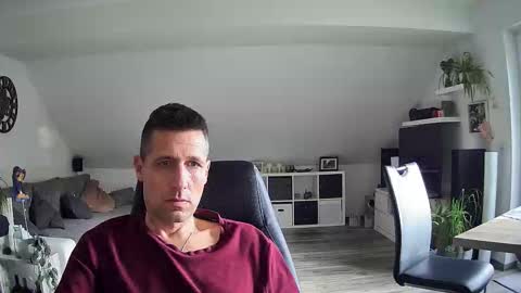 Dildomen online show from March 11, 2026, 8:31 am
