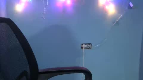 Snapshot of schoco_milf chatting on February 14, 2026, 6:37 pm mai latina online show from February 14, 2026, 6:37 pm