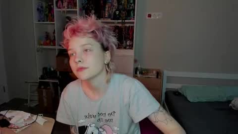 Rina online show from January 18, 2026, 7:56 am