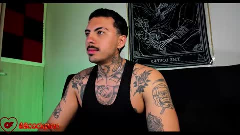 Snapshot of scockpion_ chatting on October 11, 2025, 6:12 am Alejandro help me to reach 200 thumps up online show from October 11, 2025, 6:12 am