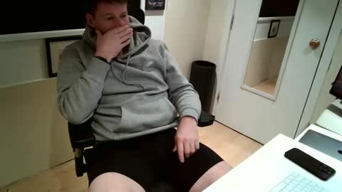 Snapshot of scotsmanx chatting on February 1, 2026, 2:32 am scotsmanx online show from February 1, 2026, 2:32 am