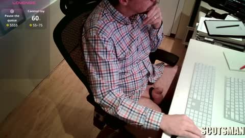 Snapshot of scotsmanx chatting on April 2, 2026, 1:31 pm scotsmanx online show from April 2, 2026, 1:31 pm