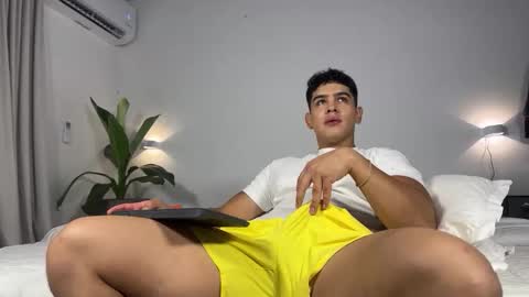 Andrew Flintt online show from November 18, 2025, 4:00 pm