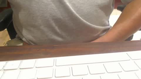 Scott online show from November 4, 2025, 7:46 pm