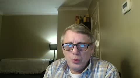 Snapshot of scottsman214 chatting on February 27, 2025, 10:42 pm James online show from February 27, 2025, 10:42 pm