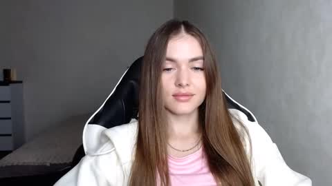 Snapshot of scratc_h chatting on October 7, 2025, 4:37 pm scratc_h online show from October 7, 2025, 4:37 pm