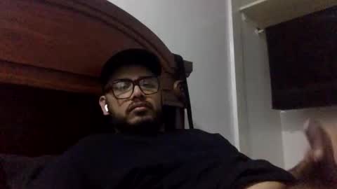 scrwedup_jux online show from May 8, 2026, 7:46 am